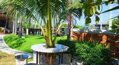 سیلور گلد گاردن سووارنابومی ایرپورت