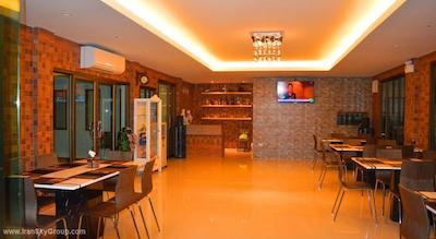 سیلور گلد گاردن سووارنابومی ایرپورت