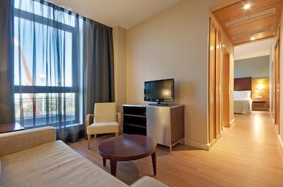 تریپ اسالامانکا منتالوو هتل