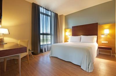 تریپ اسالامانکا منتالوو هتل