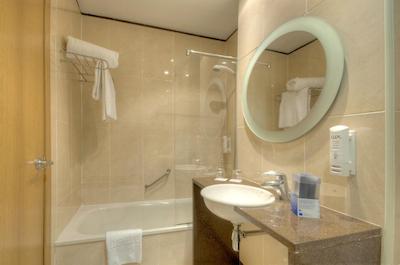 تریپ اسالامانکا منتالوو هتل