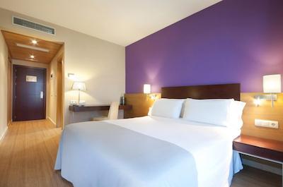 تریپ اسالامانکا منتالوو هتل