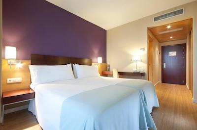 تریپ اسالامانکا منتالوو هتل