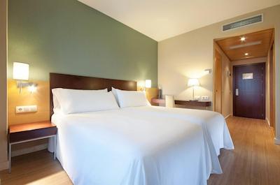 تریپ اسالامانکا منتالوو هتل