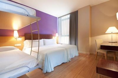 تریپ اسالامانکا منتالوو هتل