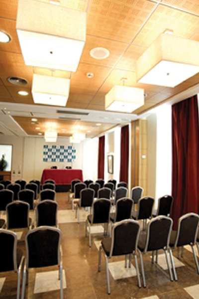 تریپ اسالامانکا منتالوو هتل