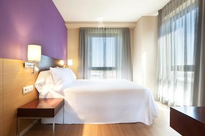 تریپ اسالامانکا منتالوو هتل