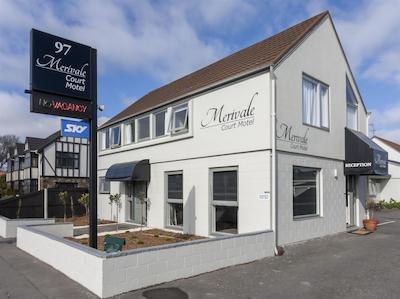 مریوال کورت متل