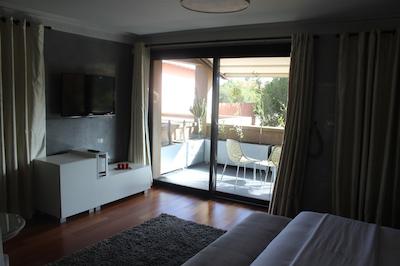 مدینا لفت اند اسپا