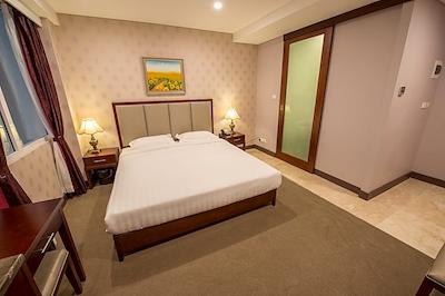 مگابوم سیتی هتل