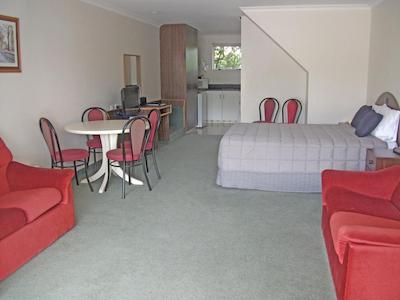 ادمیرالز متر لج