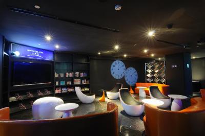 اسپاس این هنجیانگ برانچ