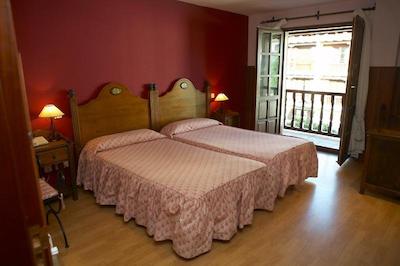 ال تجو د کمیلاز