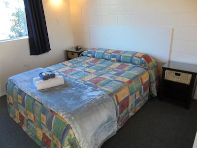 گریمود کیوی هلید پارکز اند متلز