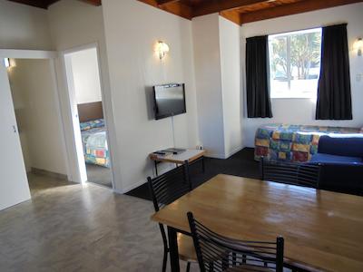 گریمود کیوی هلید پارکز اند متلز