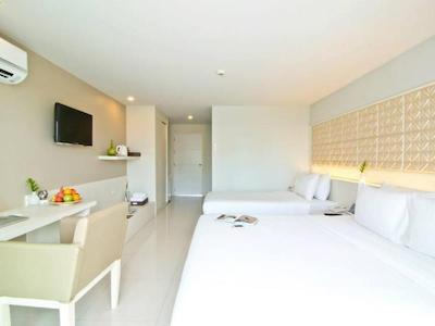 د ایوری ویلا