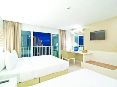 د ایوری ویلا