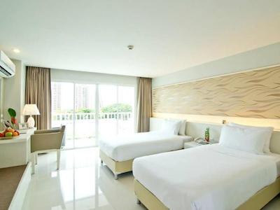 د ایوری ویلا