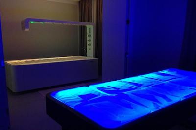 هتل تورینگ ولنز اند بیوتی