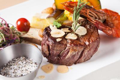 اُکلود هتل گاننام