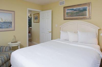 ساندیال بیچ ریزرت اند اسپا