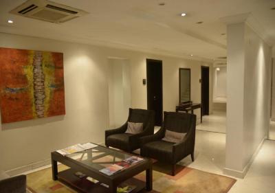 اس اند اس هتل اند سویتز