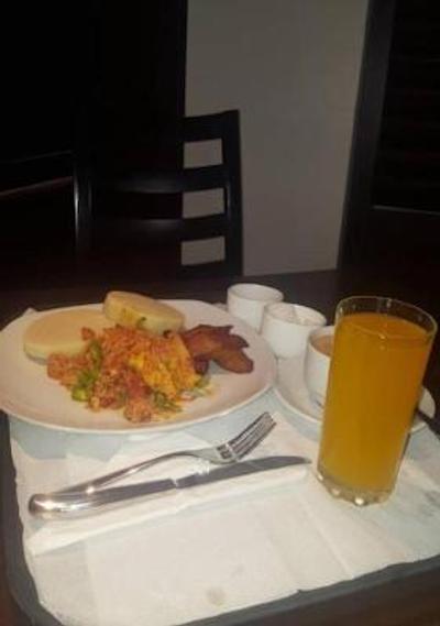 اس اند اس هتل اند سویتز