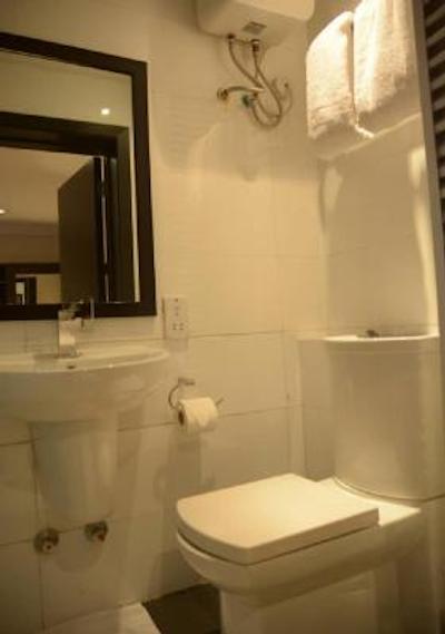 اس اند اس هتل اند سویتز