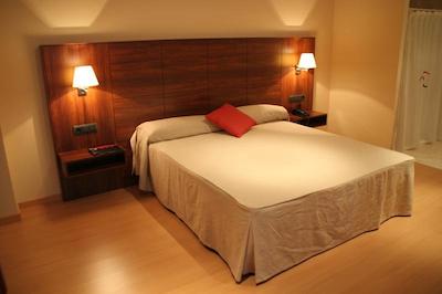 سرکتل هتل ریسال