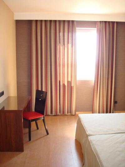 سرکتل هتل ریسال