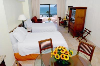 ریال ویلاز ریزرت