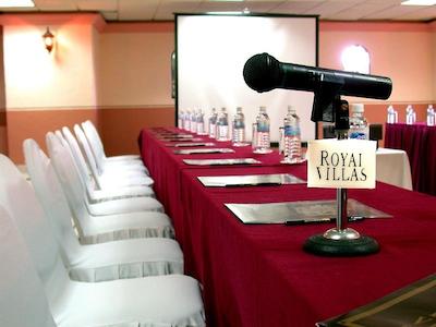 ریال ویلاز ریزرت