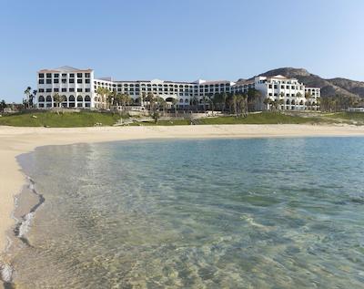 هیلتون لز کابز بیچ اند گولف ریزرت