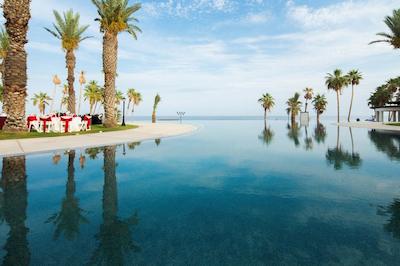 هیلتون لز کابز بیچ اند گولف ریزرت