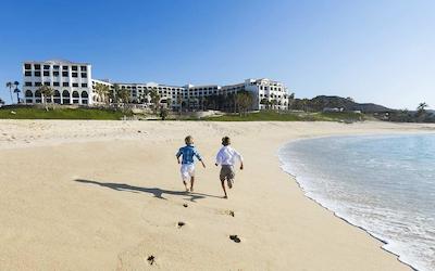 هیلتون لز کابز بیچ اند گولف ریزرت