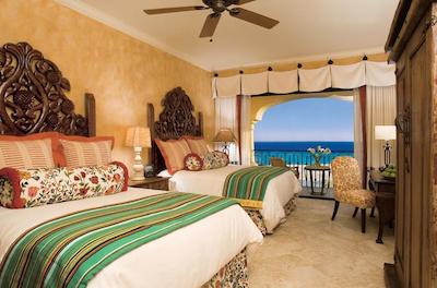 هیلتون لز کابز بیچ اند گولف ریزرت