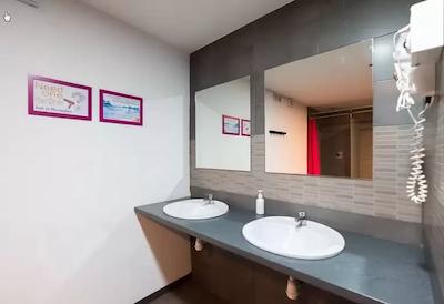 ارک هوس هستل