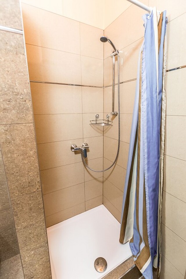 رزیدنس داویدز