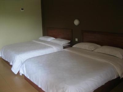 لانگورا بارن ریزرت