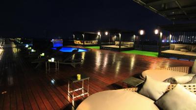 این رزیدنس سرویسد سوئیتز