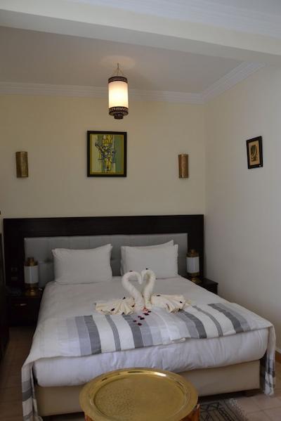 هتل ریاد بناتار