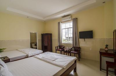 کیم هنگ نهات هتل