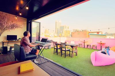 آیر هستل دنگدامون