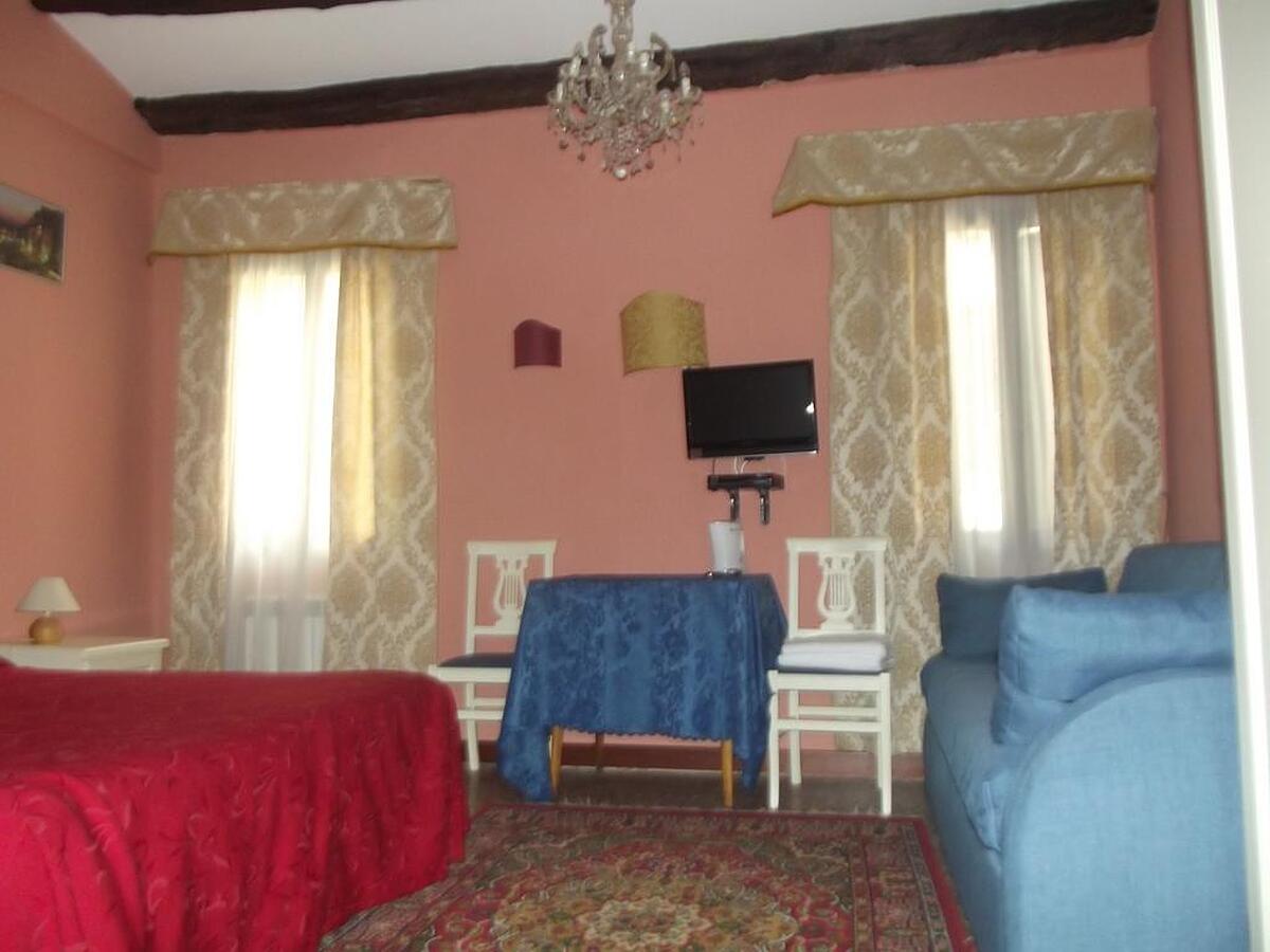 الگی سرنا