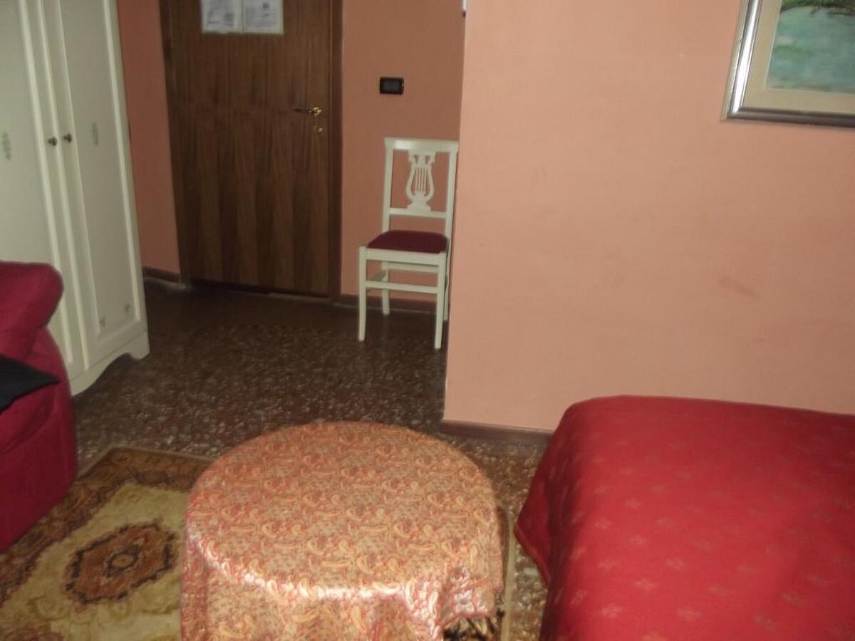 الگی سرنا