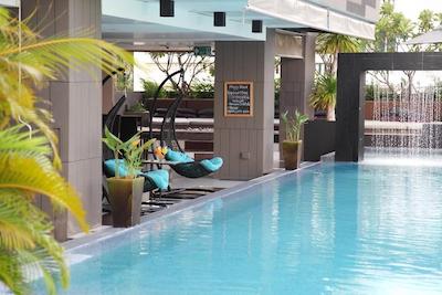 گلدن تولیپ ماندیسون سوئیتس