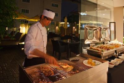 گلدن تولیپ ماندیسون سوئیتس