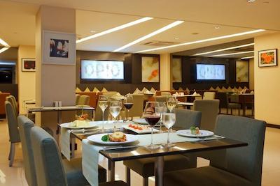 گلدن تولیپ ماندیسون سوئیتس