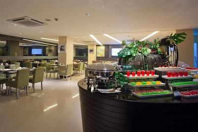 گلدن تولیپ ماندیسون سوئیتس