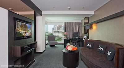 گلدن تولیپ ماندیسون سوئیتس